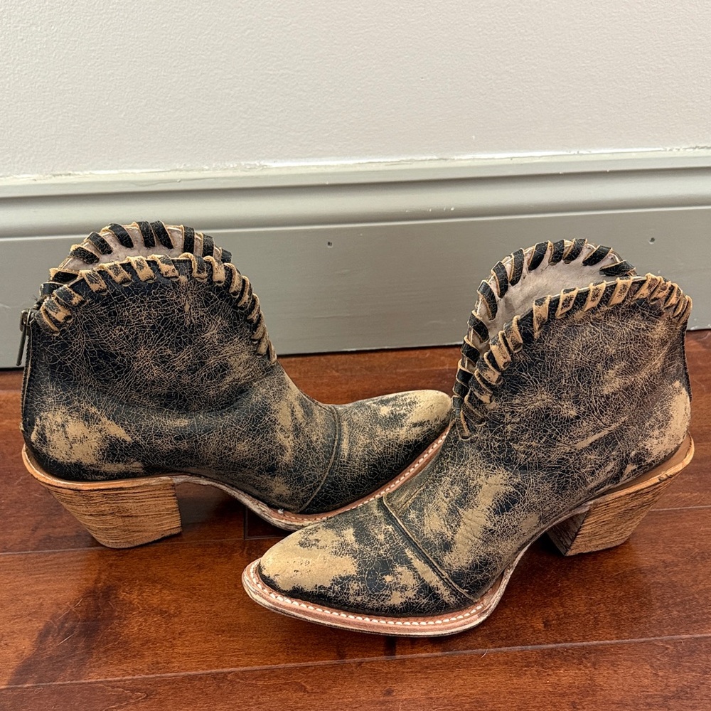 Circle G Booties